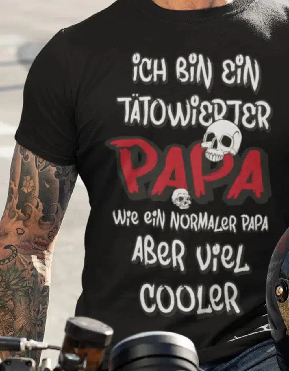 Ich bin ein tätowierter Papa - Deluxe - Papa Tattoo Shirt Herren