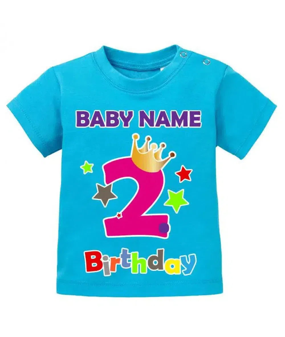 Zweiter Geburtstag mit Wunschnamen - Mädchen - Baby T-Shirt