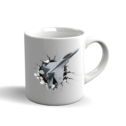 Kampfjet Tasse – 3D Effekt Motiv mit Jet im Durchbruch