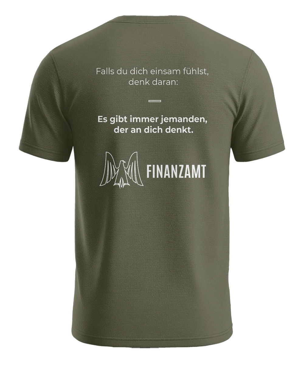 Das Finanzamt denkt an dich lustiges Herren T-Shirt mit Rückenmotiv in Army Grün