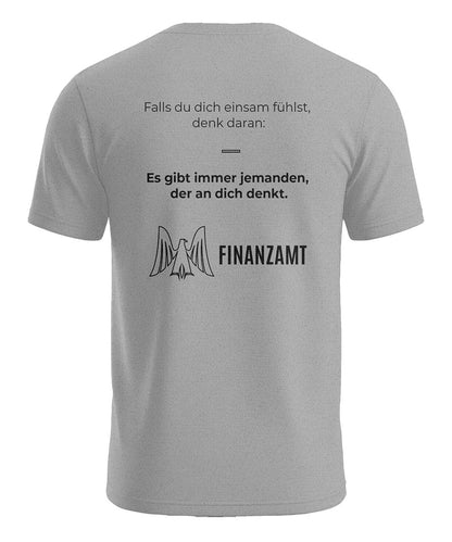 Das Finanzamt denkt an dich lustiges Herren T-Shirt mit Rückenmotiv in Grau