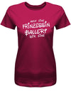 Auch eine Prinzessin ballert dir eine - Comic Fun T-Shirt - Damen T-Shirt - T-Shirt bedrucken mit lustigen Sprüchen bei - myShirtStore