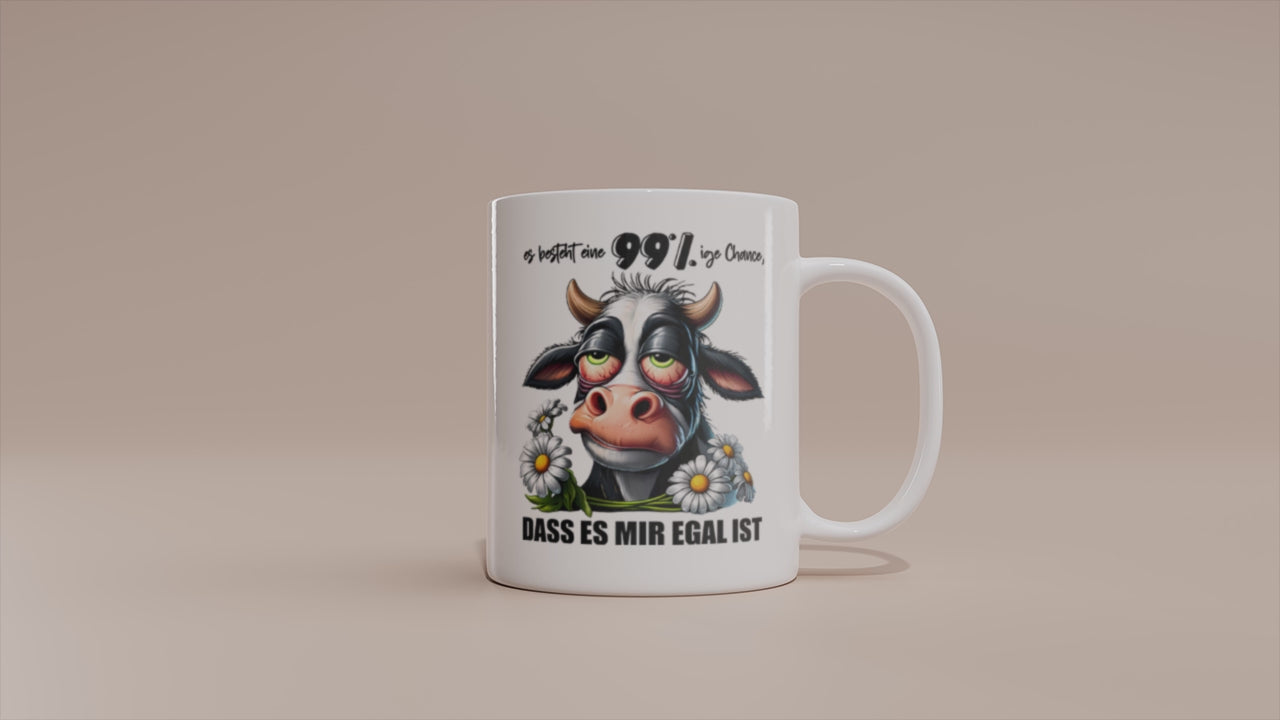 Video: Witzige Kuh Tasse mit dem Spruch „99% Chance, dass es mir egal ist“.