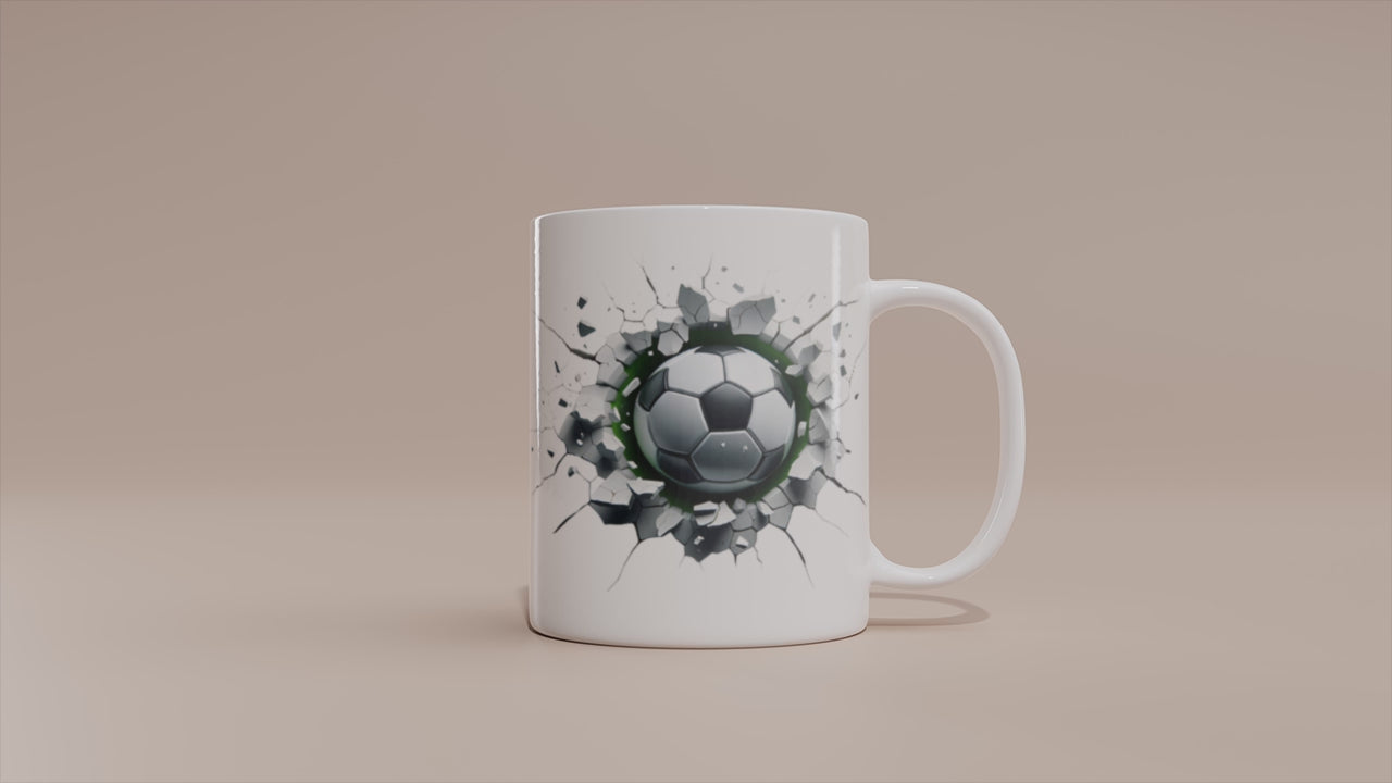Video - Fußball Tasse – 3D Effekt Motiv mit durchbrechendem Ball