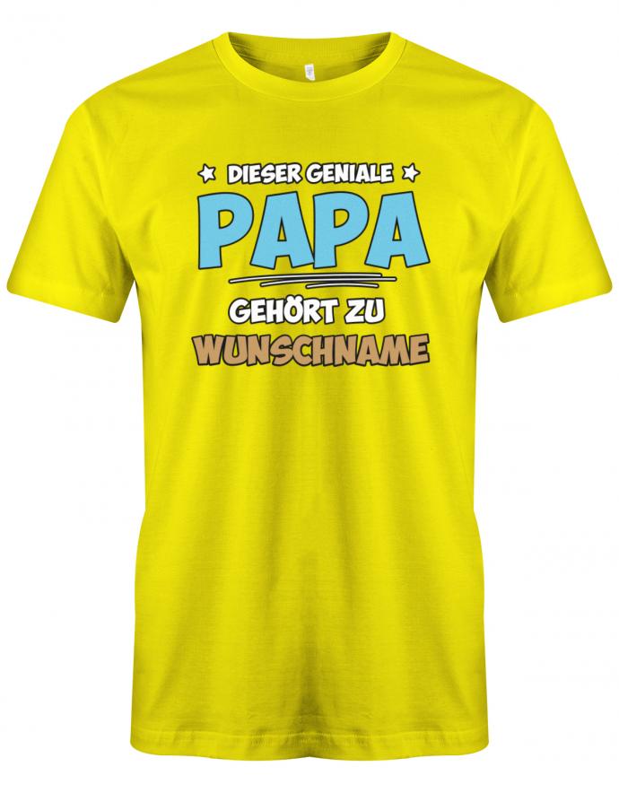 Dieser geniale Papa gehört zu Wunschname - Personalisierbar mit deinem Wunschnamen - Papa Shirt Herren myShirtStore Gelb