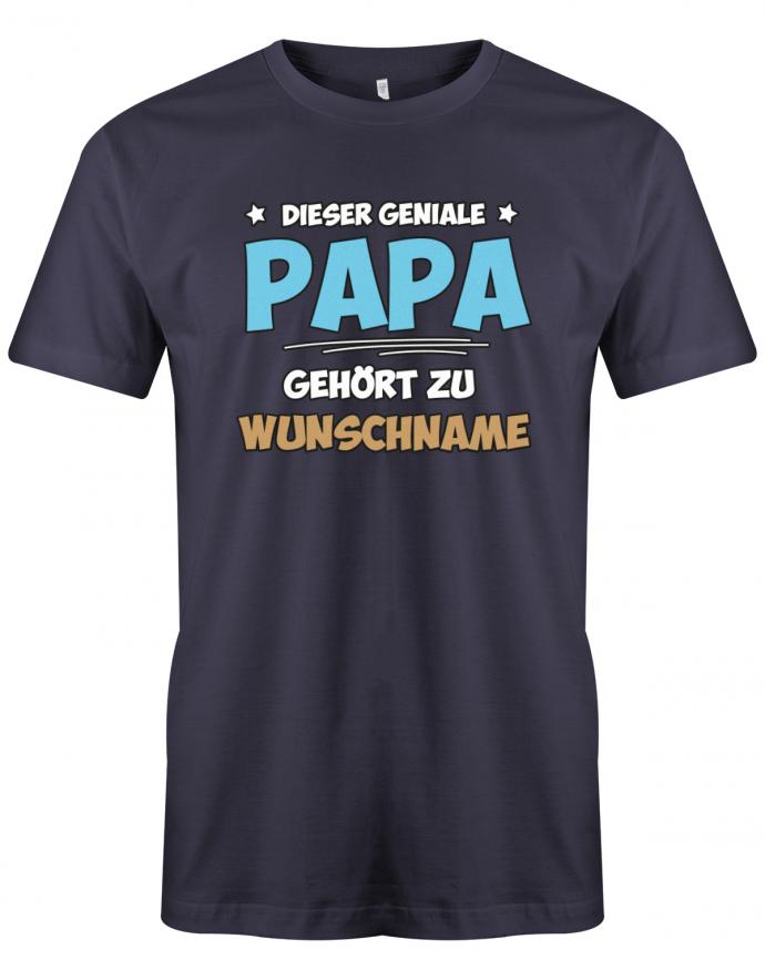 Dieser geniale Papa gehört zu Wunschname - Personalisierbar mit deinem Wunschnamen - Papa Shirt Herren myShirtStore Navy