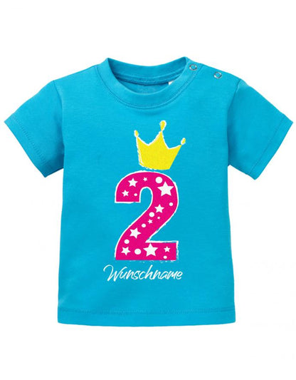 baby-t-shirt-geburtstag 2 jahre mit krone und wunschnamen-baby-t-shirt bedruckt mädchen blau
