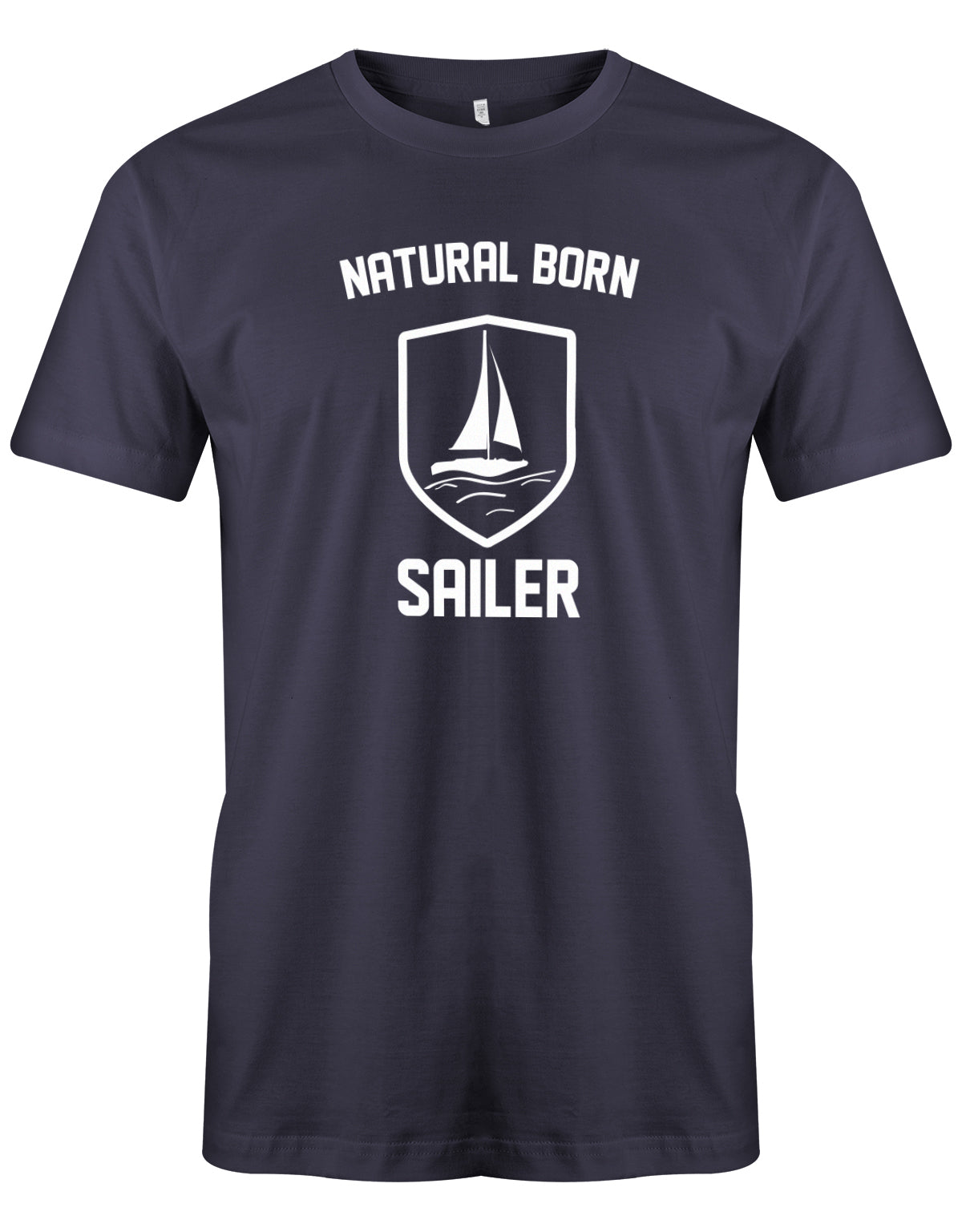 Das Segler t-shirt bedruckt mit "Natural born Sailer - Der geborene Segler". Navy